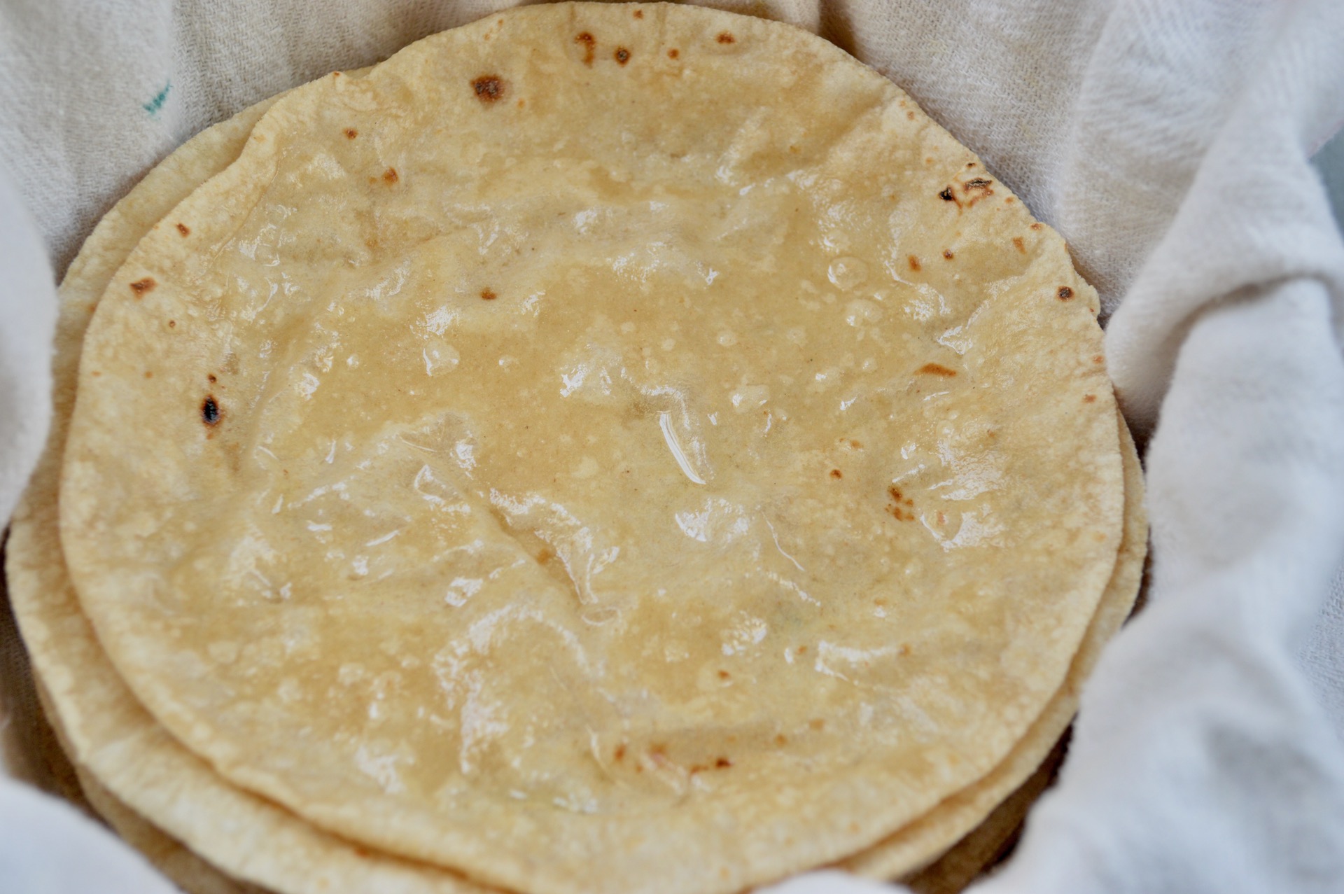 Soft Vegan Roti (Chapati) – My Plantiful Cooking